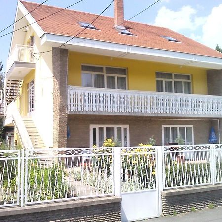 Napfeny Apartment Kestel Dış mekan fotoğraf